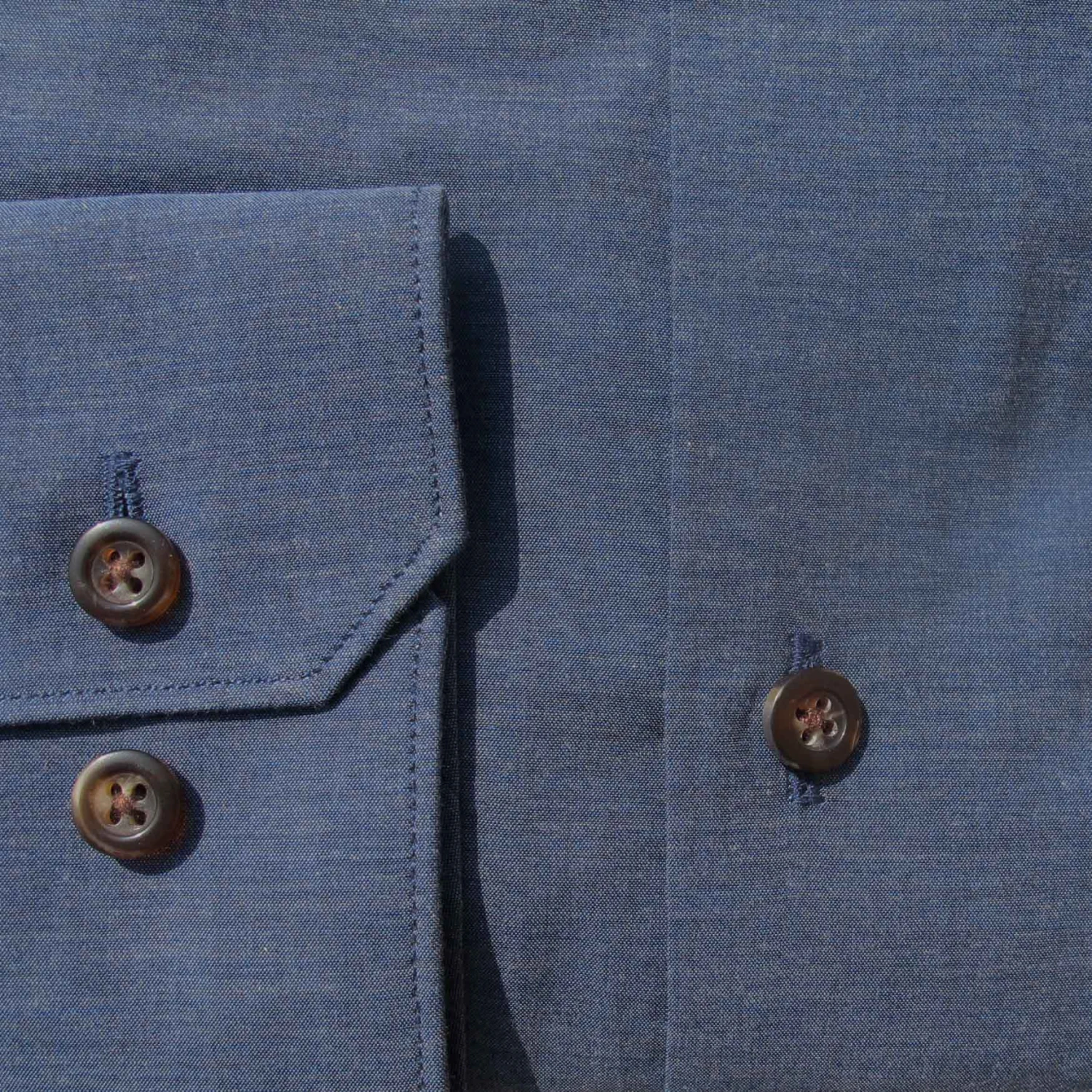 Chemise Cintrée 100% Coton Chambray Bleu Foncé 4 Chemise Cintrée 100% Coton Chambray Bleu Foncé – Image 2