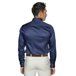 Chemise Cintrée Sans Repassage En Satin De Coton Bleu Marine 7 Chemise Cintrée Sans Repassage En Satin De Coton Bleu Marine -Loding 4345